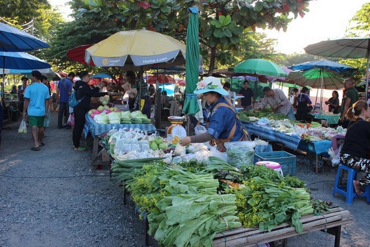 卡拉卡家庭旅馆 Ban Ban San Sai 外观 照片