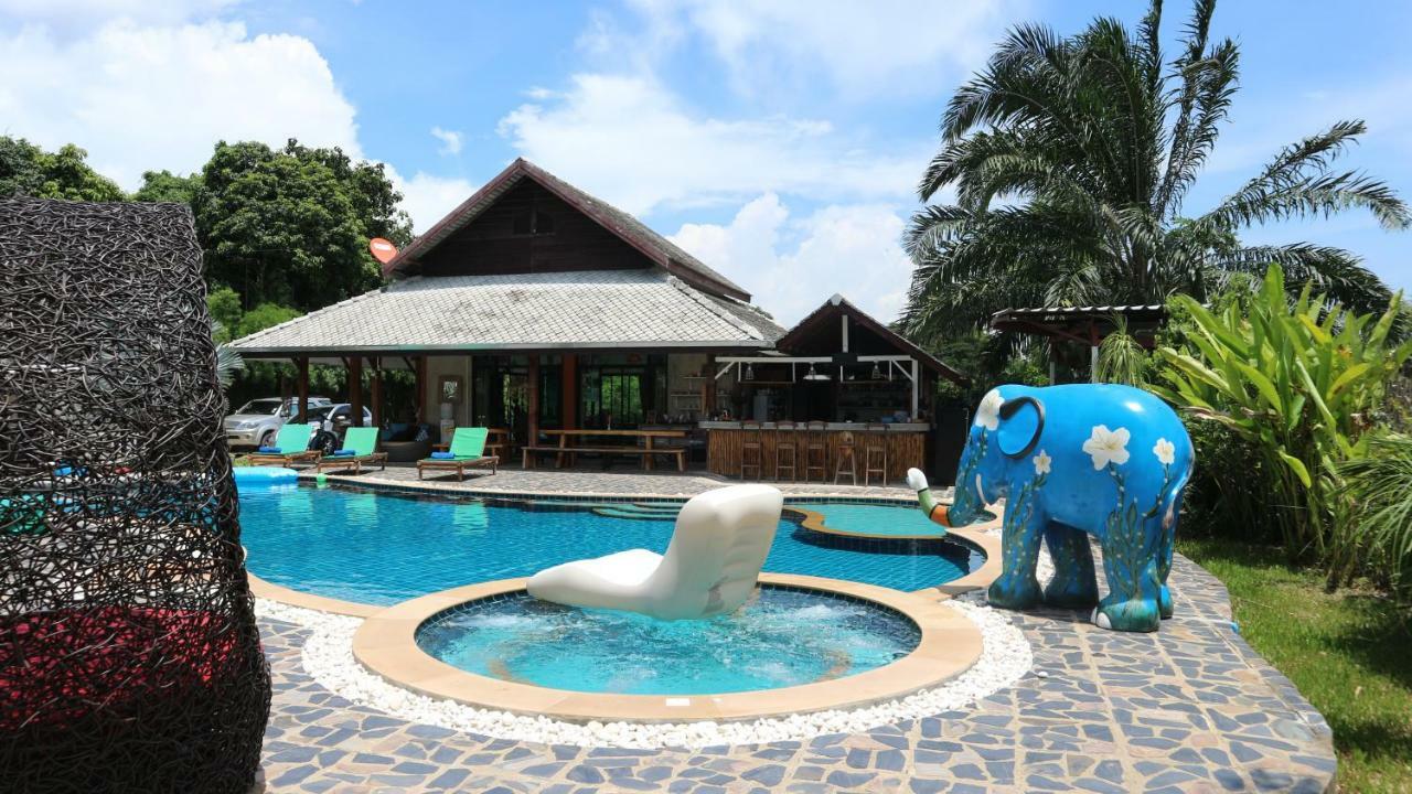 卡拉卡家庭旅馆 Ban Ban San Sai 外观 照片